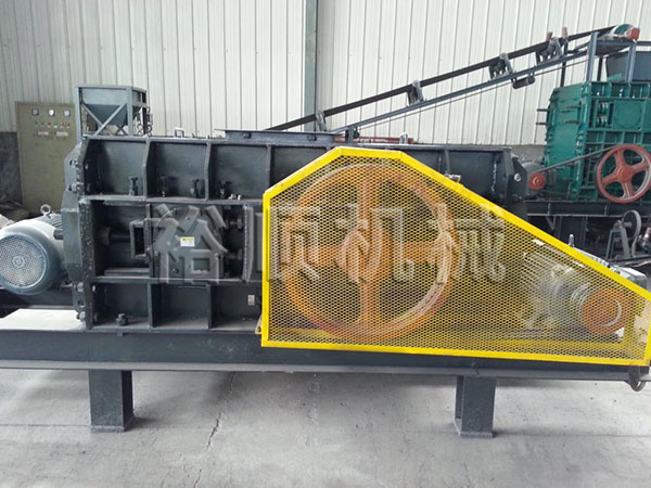 對(duì)輥破碎機(jī)